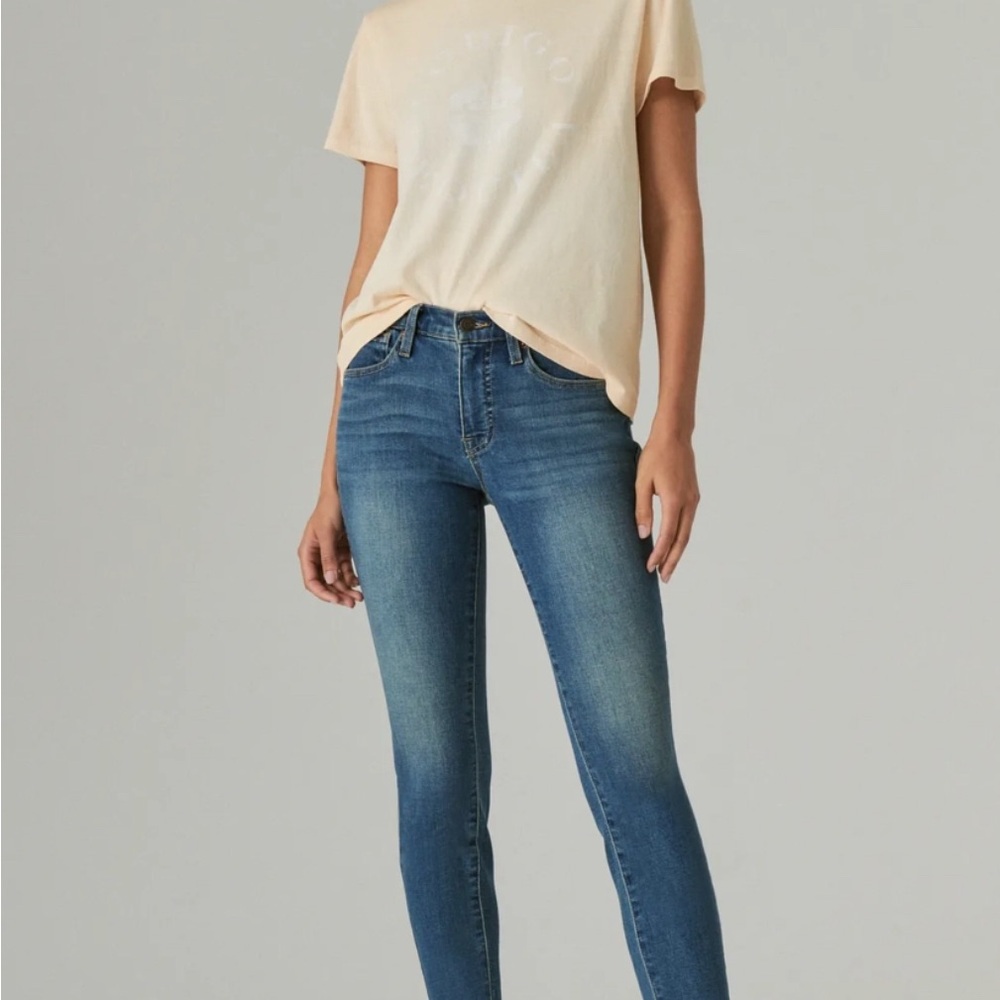 Lucky Brand Blue Skinny Jeans with Stretchy Denim Ava Skinny